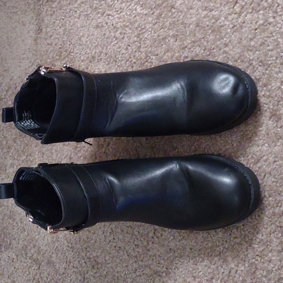 Elditas Black Leather-like ankle boots Sz 8 - Picture 3 of 6